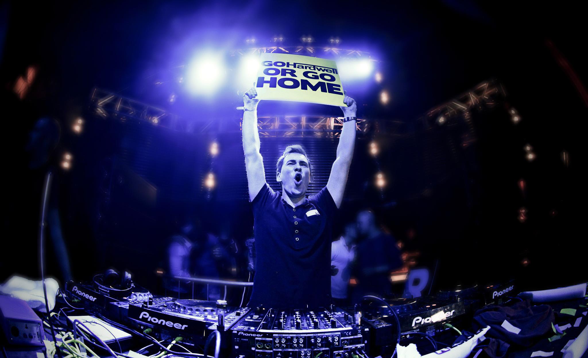 Une track "Hardstyle" par Hardwell : C'est officiel !