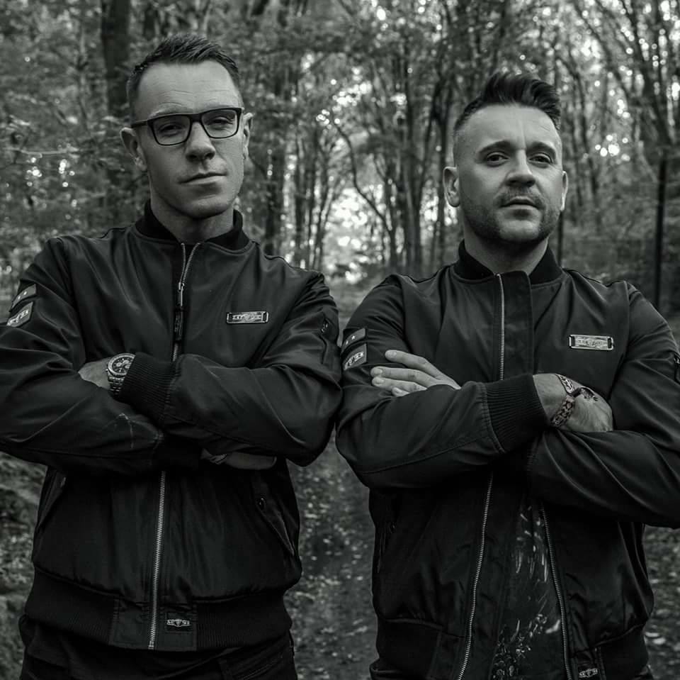 Destructive Tendencies : a destructive duo