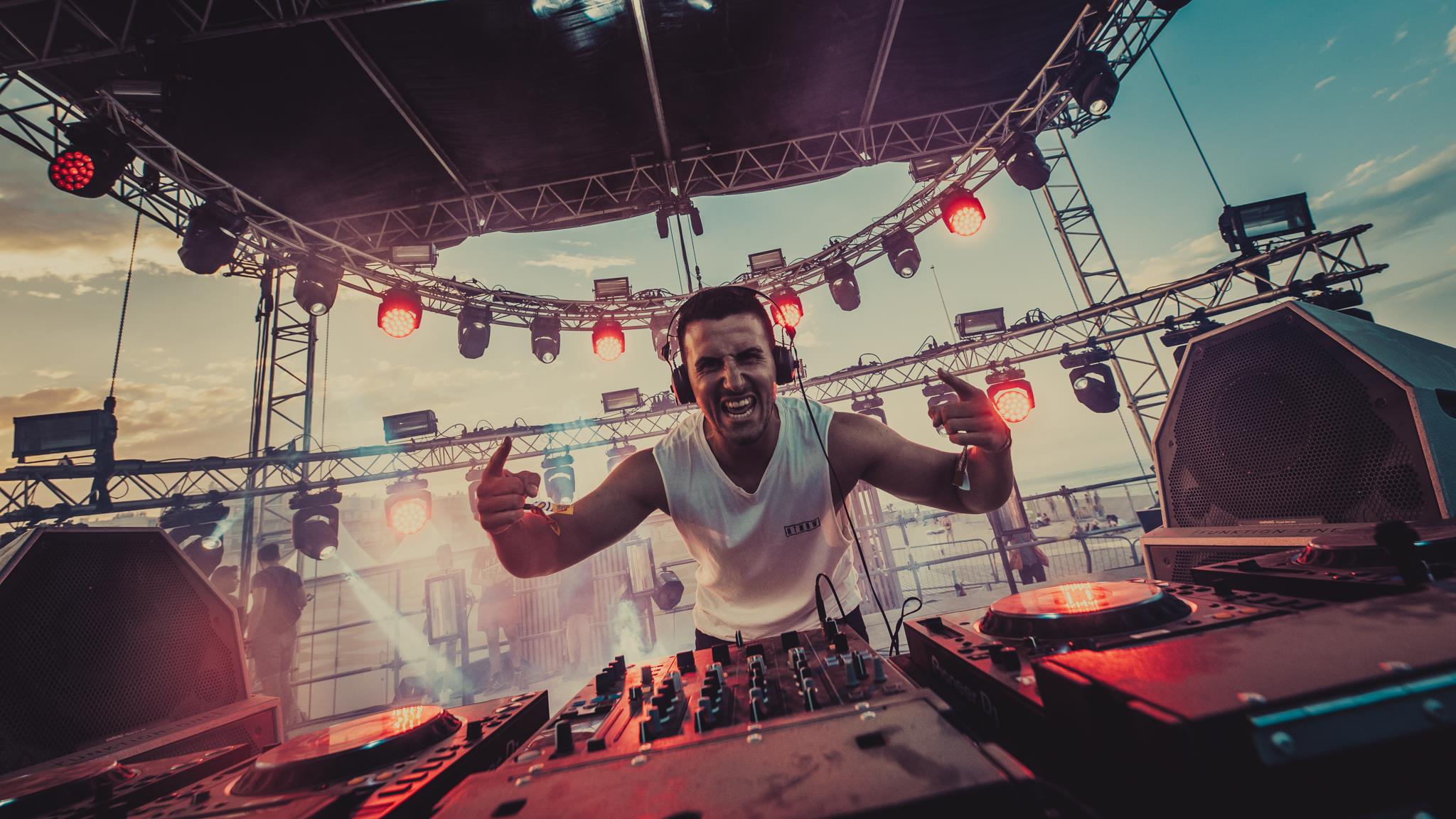 From Scantraxx to Hardcore, the tales of X-Pander